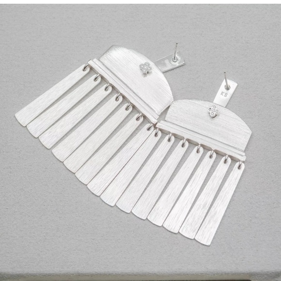 Kendra Scott Layne Statement Earrings Silver - Picture 5 of 8